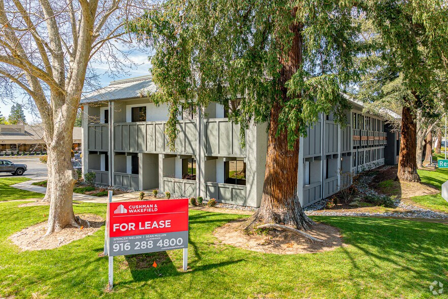 1540 River Park Dr, Sacramento, CA à louer - Photo du bâtiment - Image 3 de 5