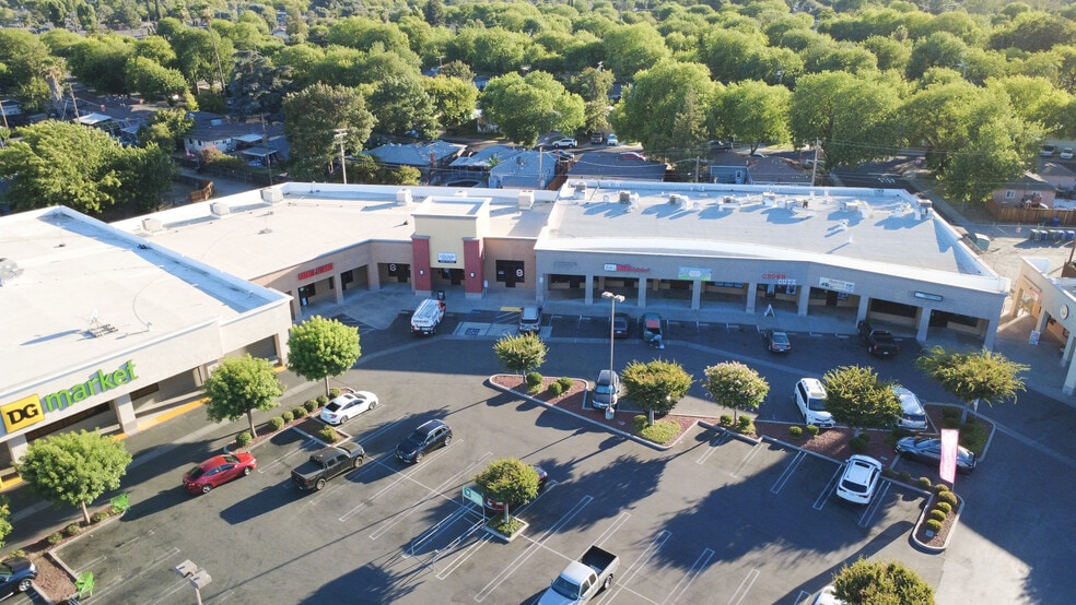 2001-2055 Tully Rd, Modesto, CA for lease - Building Photo - Image 3 of 5