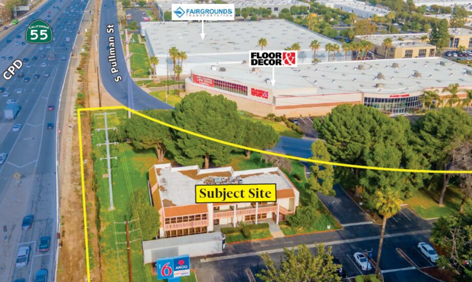 2626 Pullman St, Santa Ana, CA à louer - Photo du bâtiment - Image 1 de 4