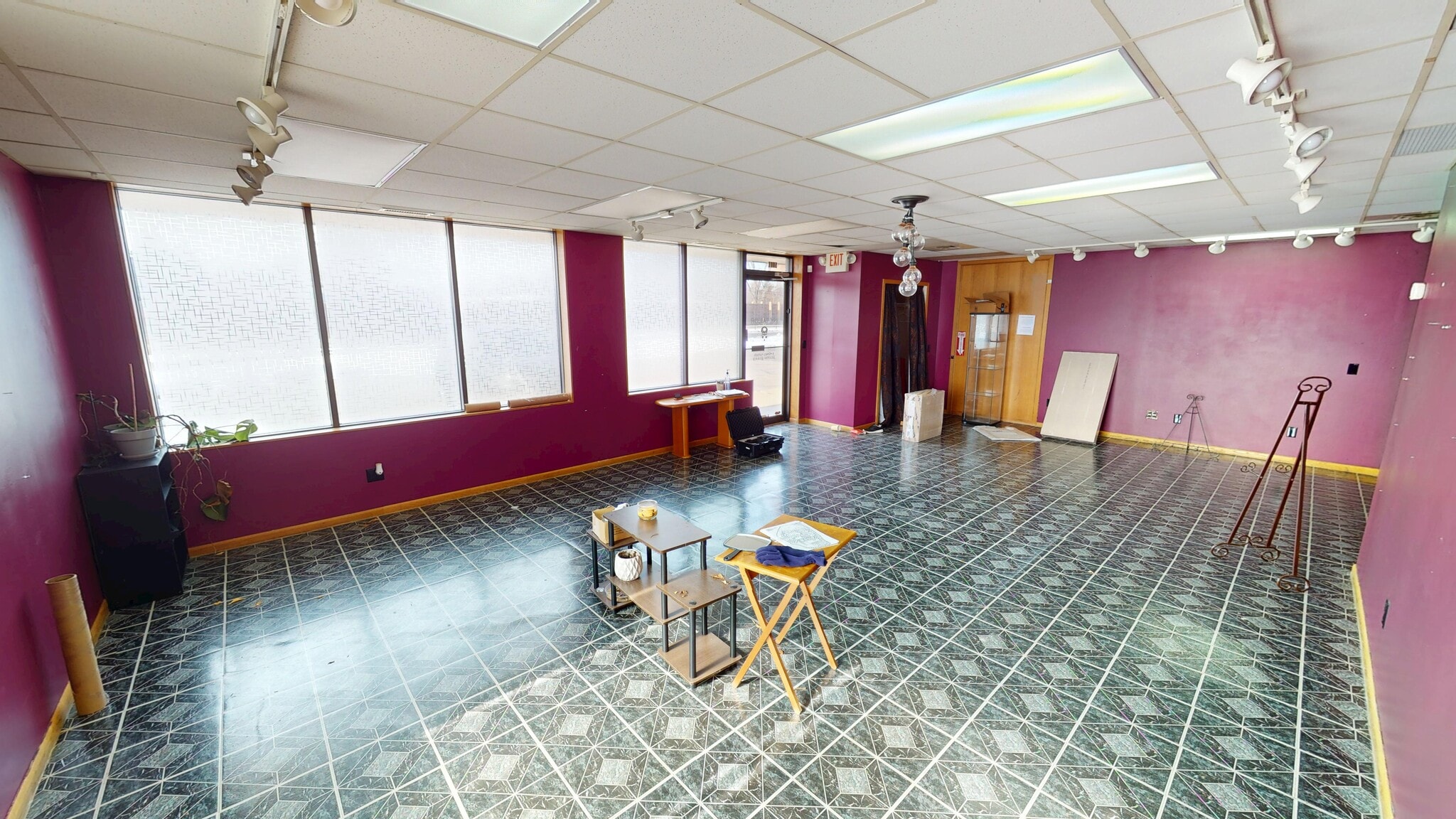 5005-5011 University Ave NE, Columbia Heights, MN for lease Interior Photo- Image 1 of 6