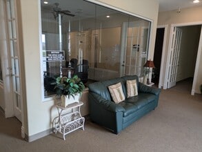 16955 Walden Rd, Montgomery, TX for lease Building Photo- Image 1 of 6