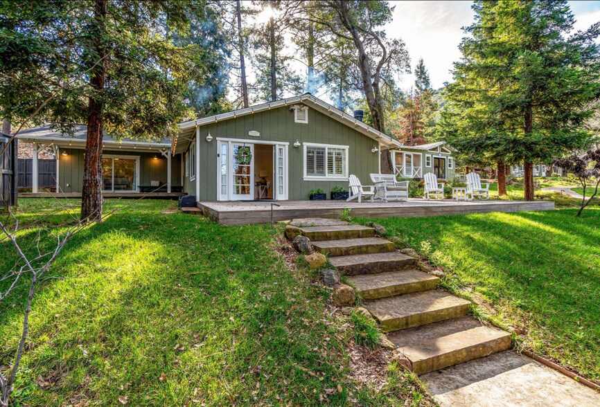 3415 White Oak Way, Kelseyville, CA à vendre - Photo du bâtiment - Image 3 de 8