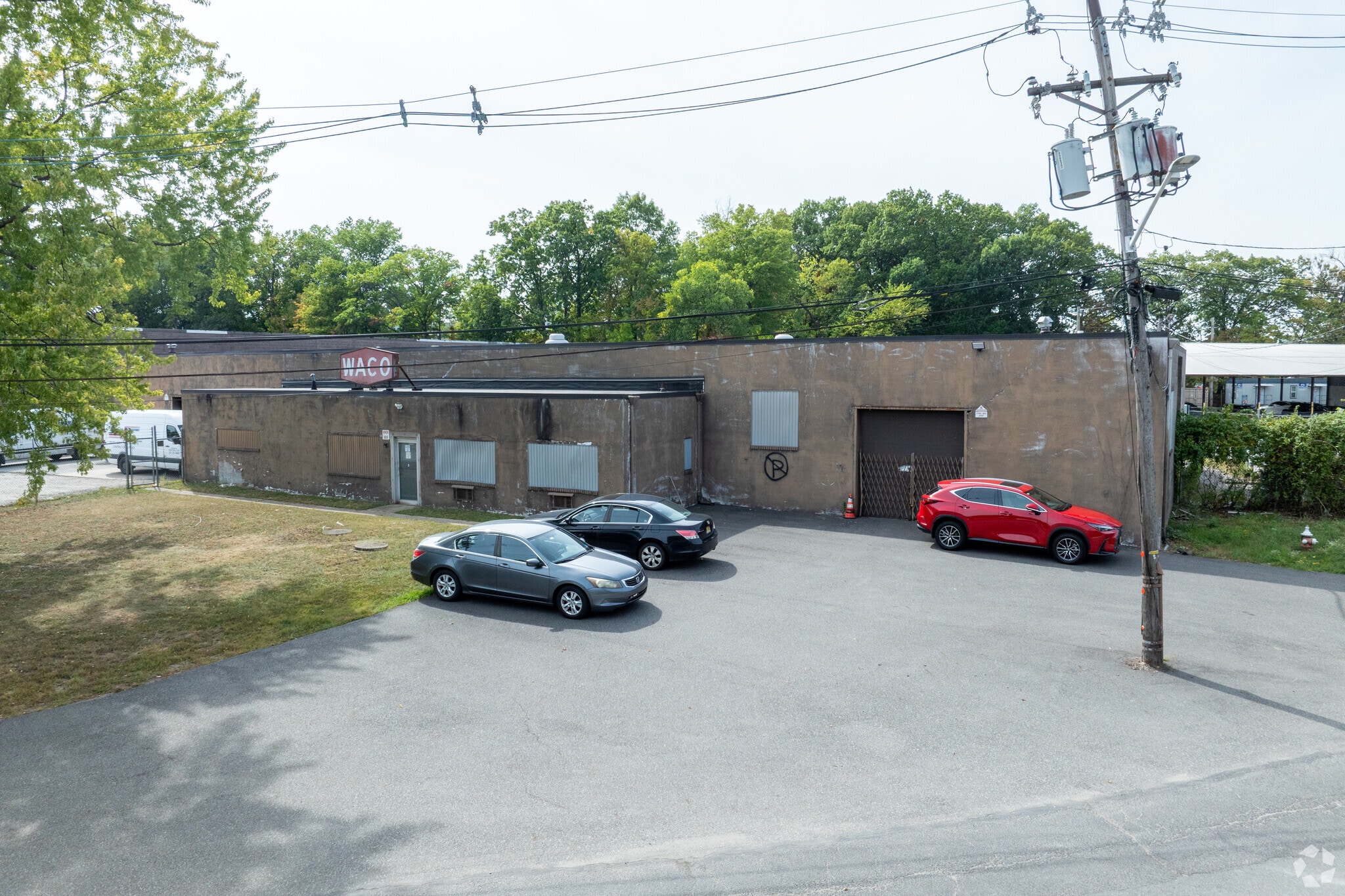 5 Paul Kohner Pl, Elmwood Park, NJ for sale Primary Photo- Image 1 of 10