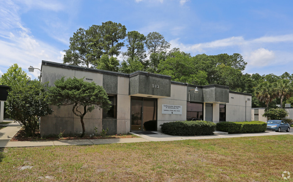 3599 University Blvd S, Jacksonville, FL for sale - Building Photo - Image 1 of 1