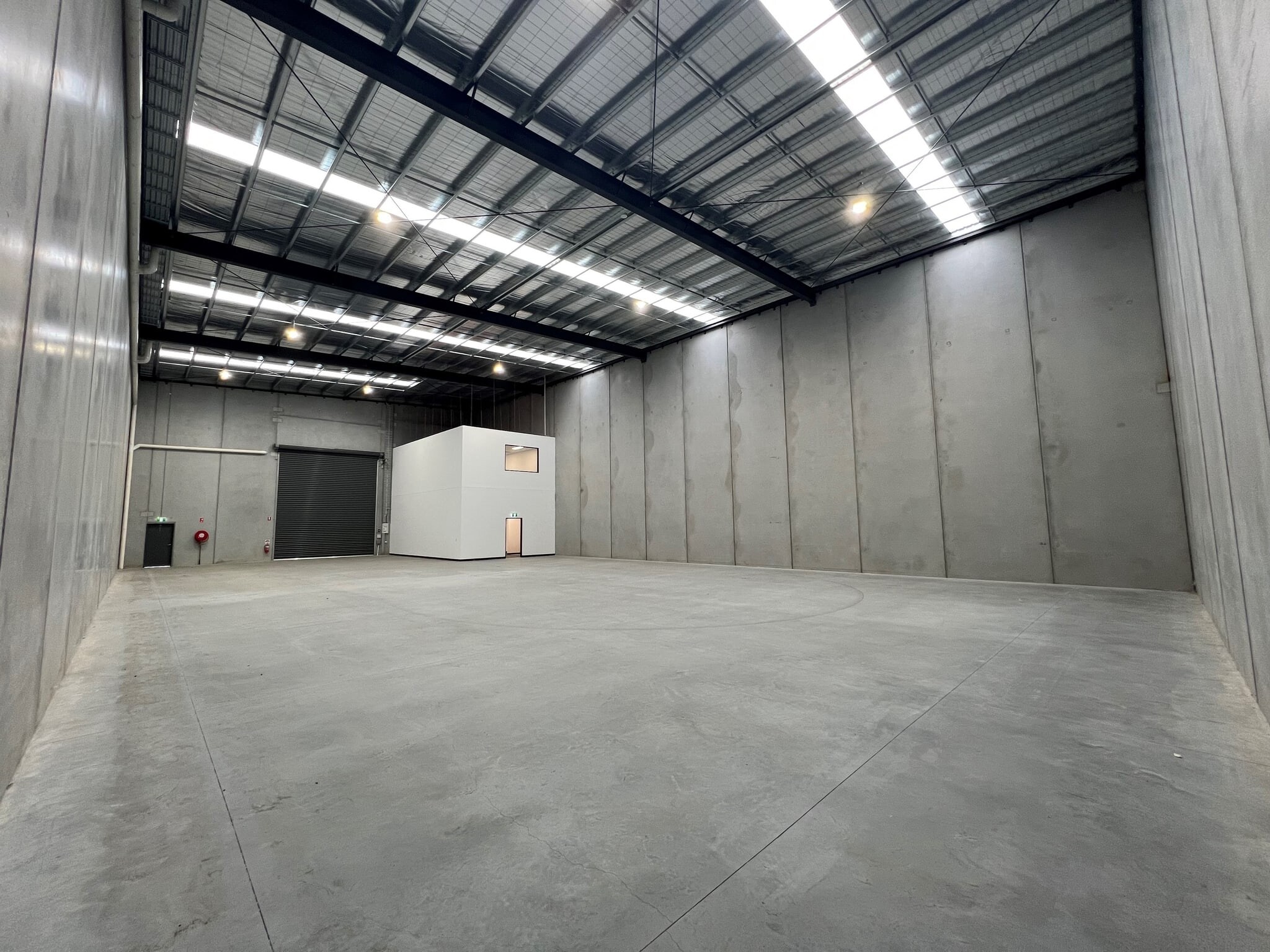 34 Venture Dr, Sunshine West for lease Interior Photo- Image 1 of 8