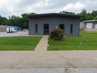 More details for 707 N Broadway St, Florence, AL - Office for Sale