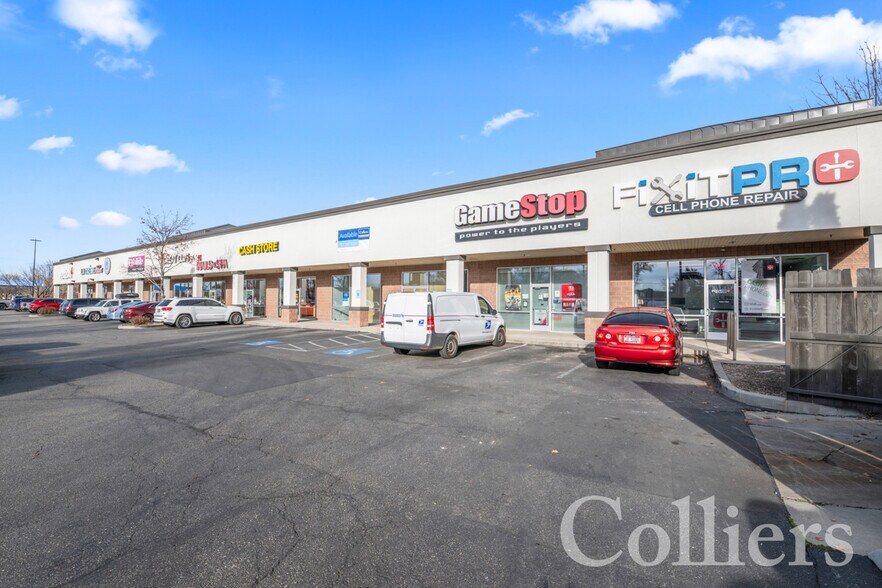 8162-8186 W Overland Rd, Boise, ID à louer - Photo du bâtiment - Image 1 de 14