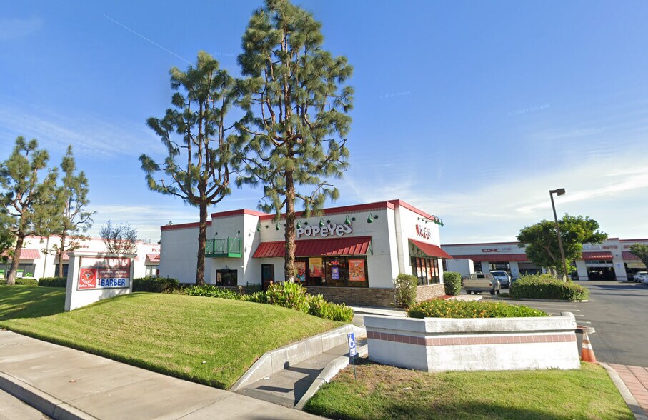12022 Knott St, Garden Grove, CA for lease - Primary Photo - Image 1 of 2