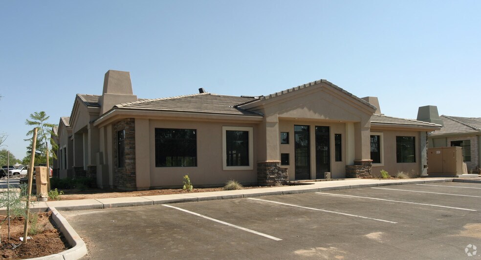 8550 E Shea Blvd, Scottsdale, AZ à louer - Photo du bâtiment - Image 2 de 4