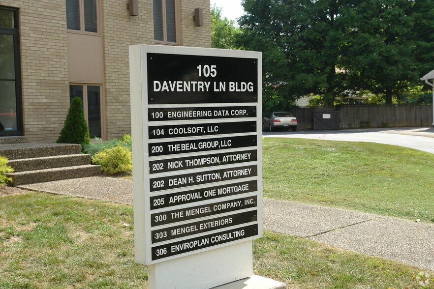 105 Daventry Ln, Louisville, KY à louer - Autre - Image 2 de 3