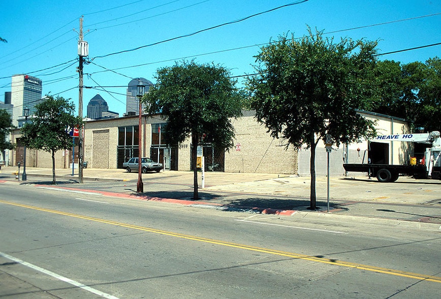2639 Main St, Dallas, TX for lease - Building Photo - Image 3 of 10