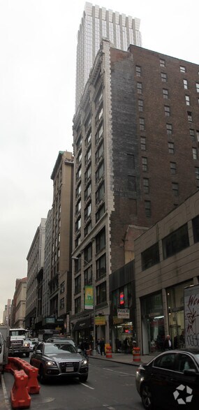 20 W 37th St, New York, NY à louer - Photo du bâtiment - Image 2 de 13