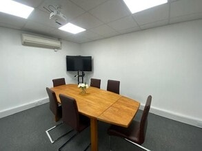 1 Electric Whar, Coventry for lease Interior Photo- Image 2 of 9