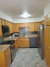 3151 Soaring Gulls Dr, Las Vegas, NV for lease Interior Photo- Image 1 of 37