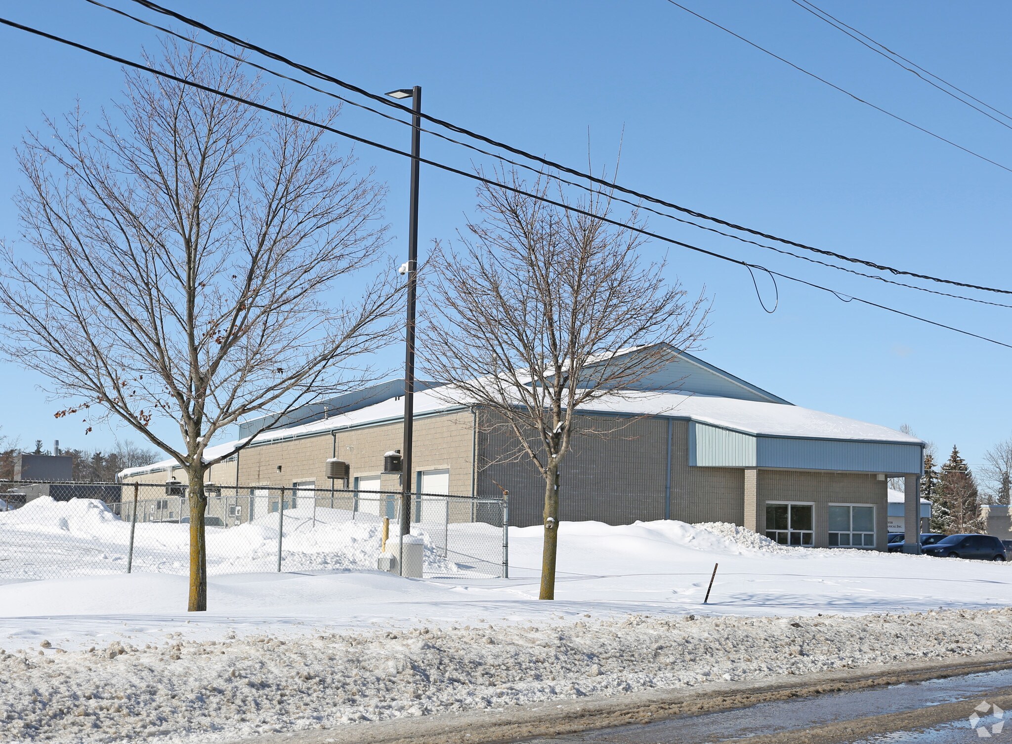 31 Mcbrine Dr, Kitchener, ON for sale Primary Photo- Image 1 of 1