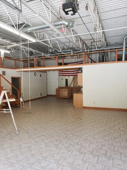 37 Lark Industrial Pky, Greenville, RI for sale - Building Photo - Image 2 of 19