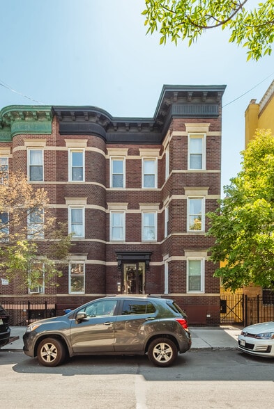3093 43rd St, Astoria, NY for sale - Building Photo - Image 2 of 7