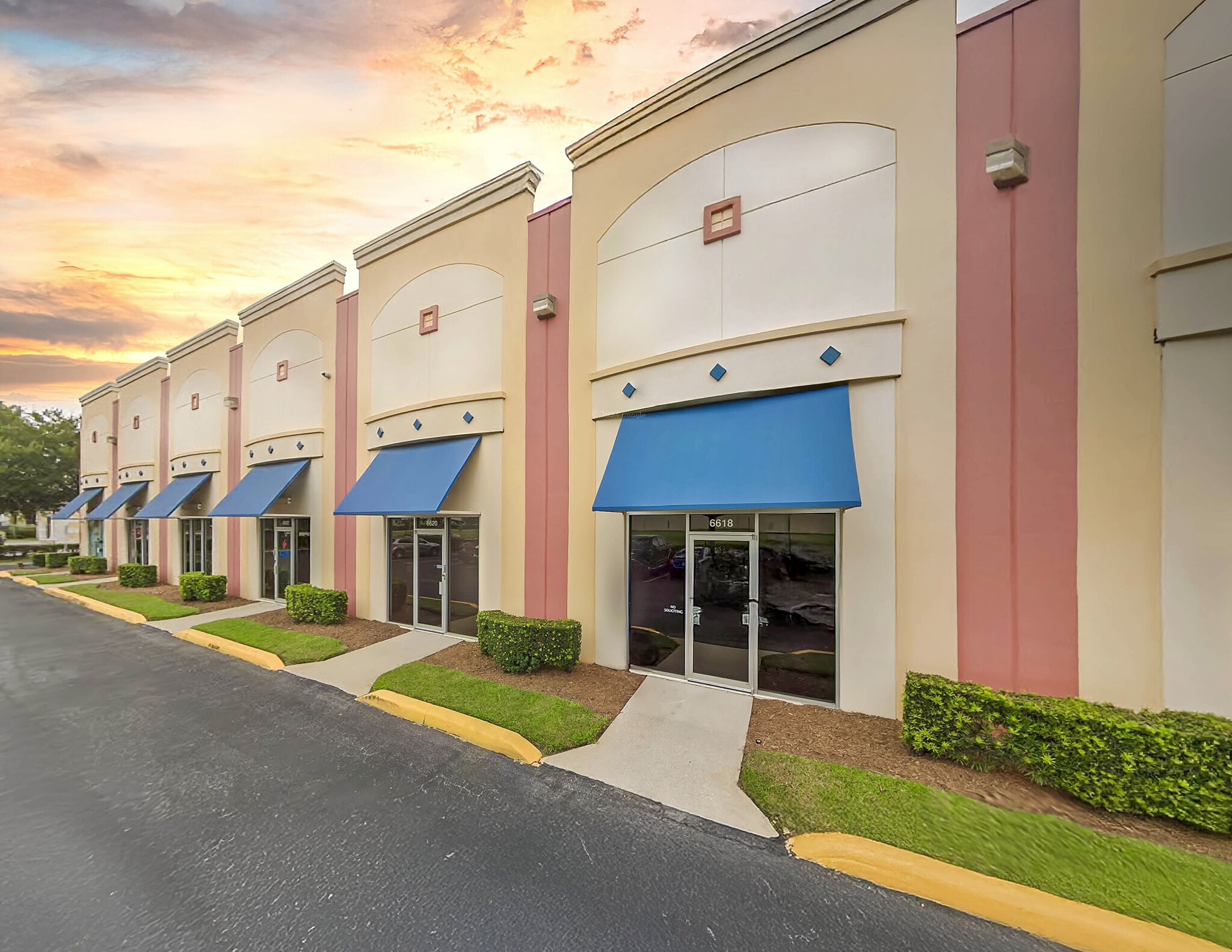 6600-6626 Kingspointe Pky, Orlando, FL for lease Building Photo- Image 1 of 14