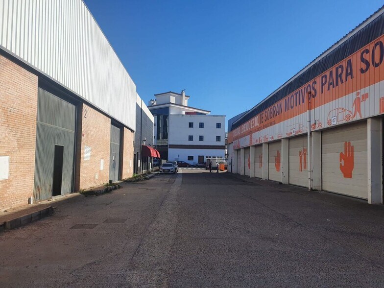 Calle Aviación, S/N, SEVILLA, Sevilla for lease - Building Photo - Image 2 of 11