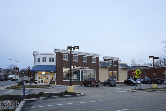 Plus de détails pour 237 E Lancaster Ave, Wayne, PA - Commerce de détail à vendre