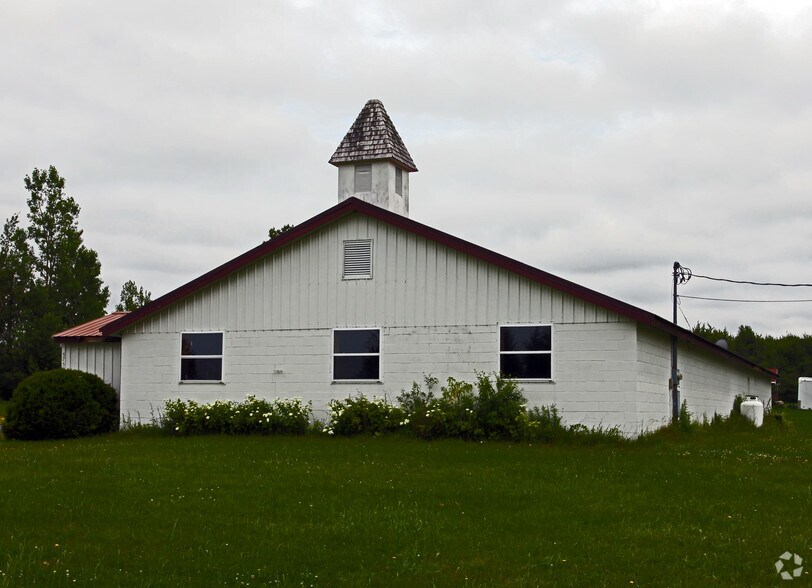 5752 Rte 11, Pulaski, NY à vendre - Photo du bâtiment - Image 2 de 2