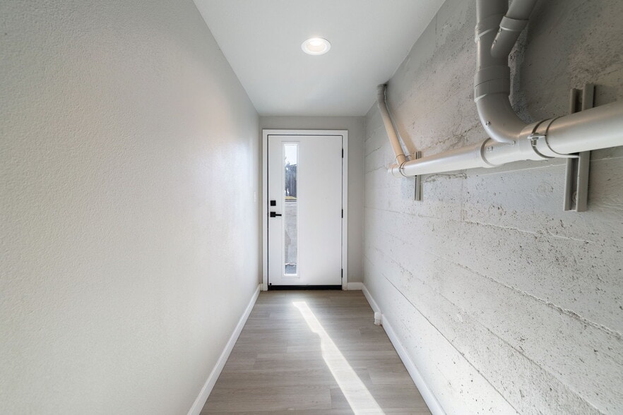 943 S Wells Ave, Reno, NV à vendre - Photo du bâtiment - Image 2 de 43