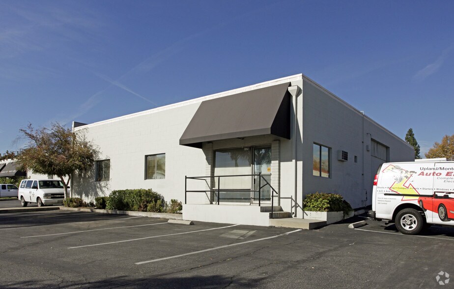 1178 W 9th St, Upland, CA à louer - Photo principale - Image 1 de 3