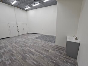 3325 N Verdugo Rd, Glendale, CA à louer Photo intérieure- Image 2 de 2