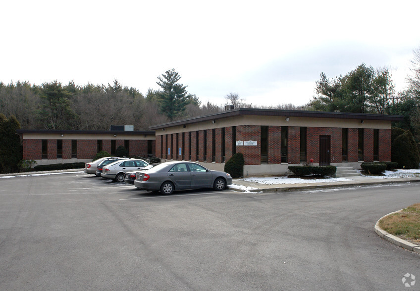 1750 Washington St, Holliston, MA à vendre - Photo principale - Image 1 de 1