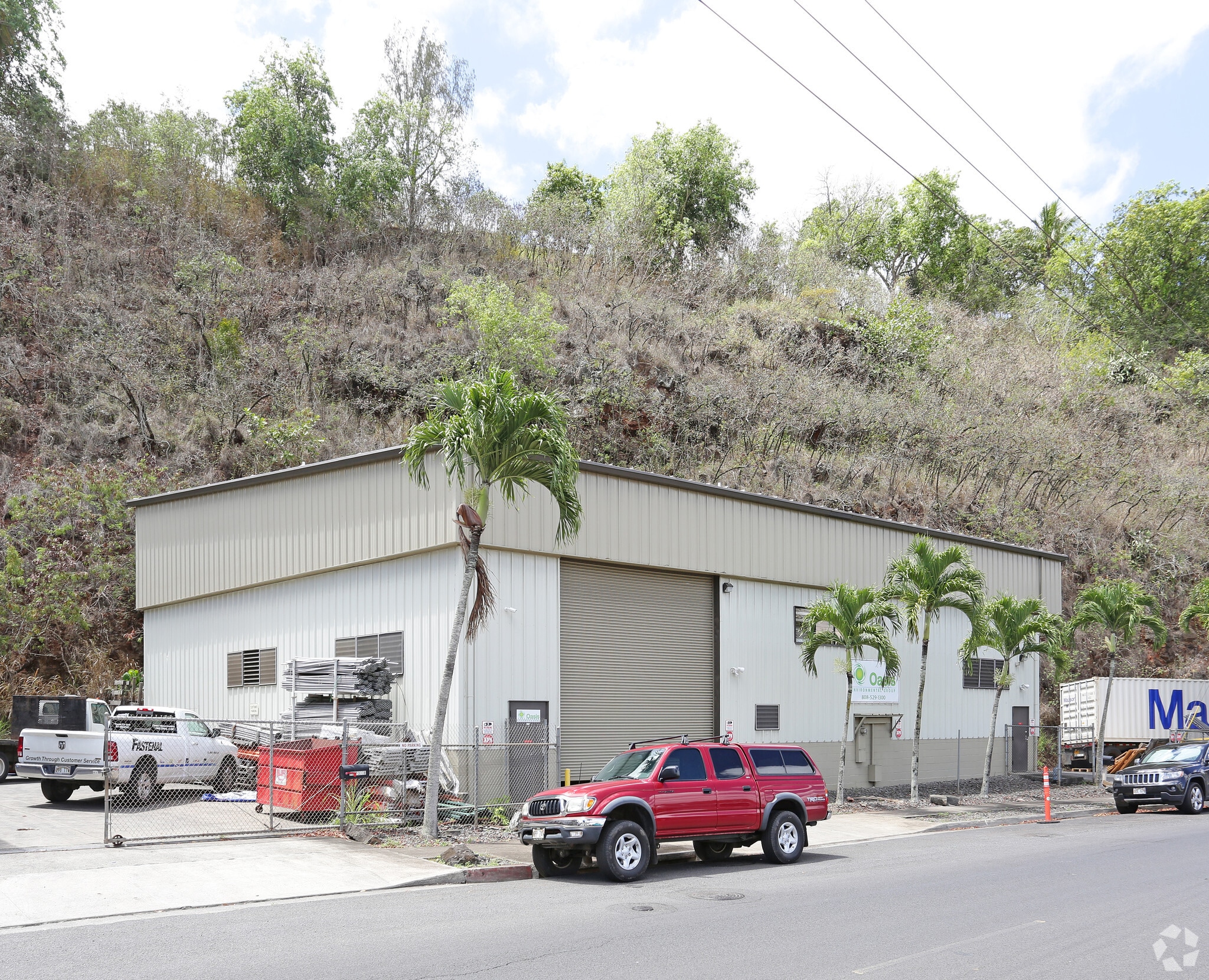 96-1333 Waihona St, Pearl City, HI for lease Primary Photo- Image 1 of 10