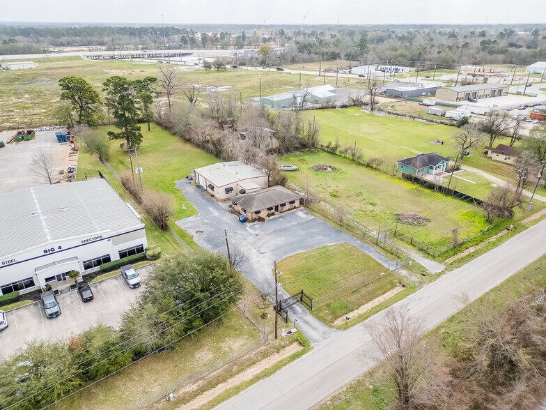 27228 E Hardy Rd, Spring, TX à vendre - Photo du bâtiment - Image 3 de 53