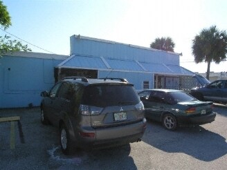 935 School St, Cocoa, FL à vendre - Photo du bâtiment - Image 2 de 6