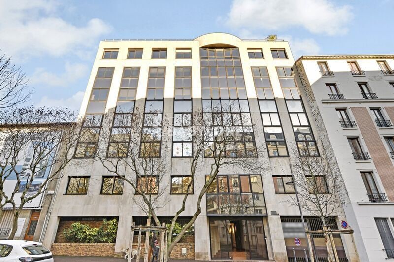 Office in Issy-les-Moulineaux for sale Building Photo- Image 1 of 12