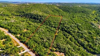 Plus de détails pour 446 County Road 2763, Mico, TX - Terrain à vendre