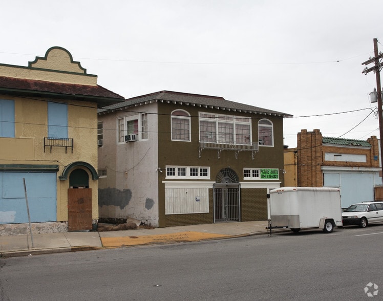 2721-2723 S Broad St, New Orleans, LA for sale - Building Photo - Image 1 of 16