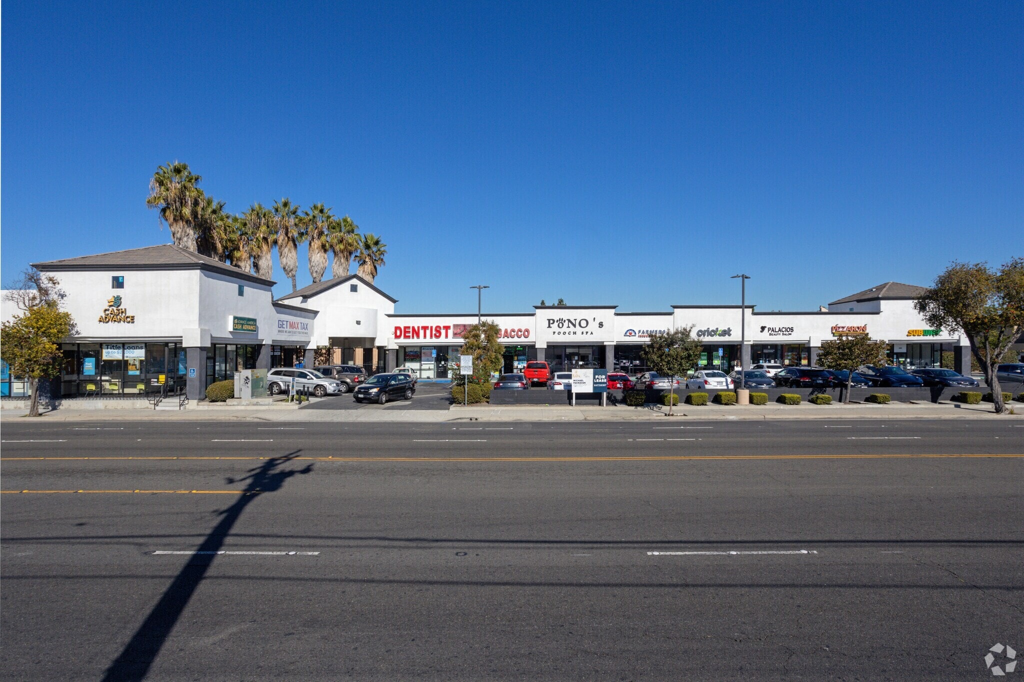 3933 W Rosecrans Ave, Hawthorne, CA for lease Primary Photo- Image 1 of 8
