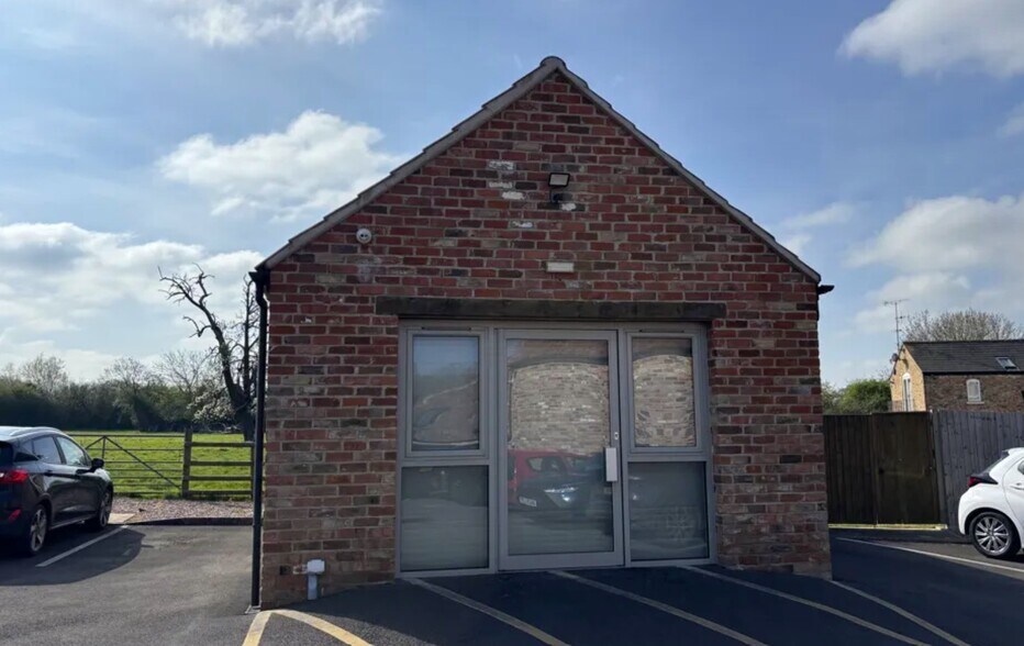 Grove Ln, Stonehouse à louer - Photo du bâtiment - Image 3 de 9