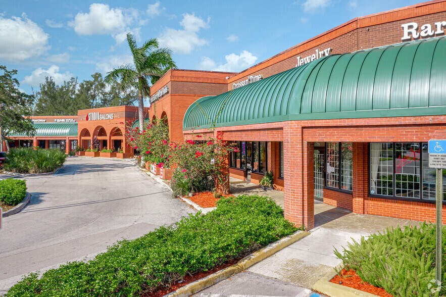 1201 N Federal Hwy, Fort Lauderdale, FL à louer - Photo du bâtiment - Image 2 de 15