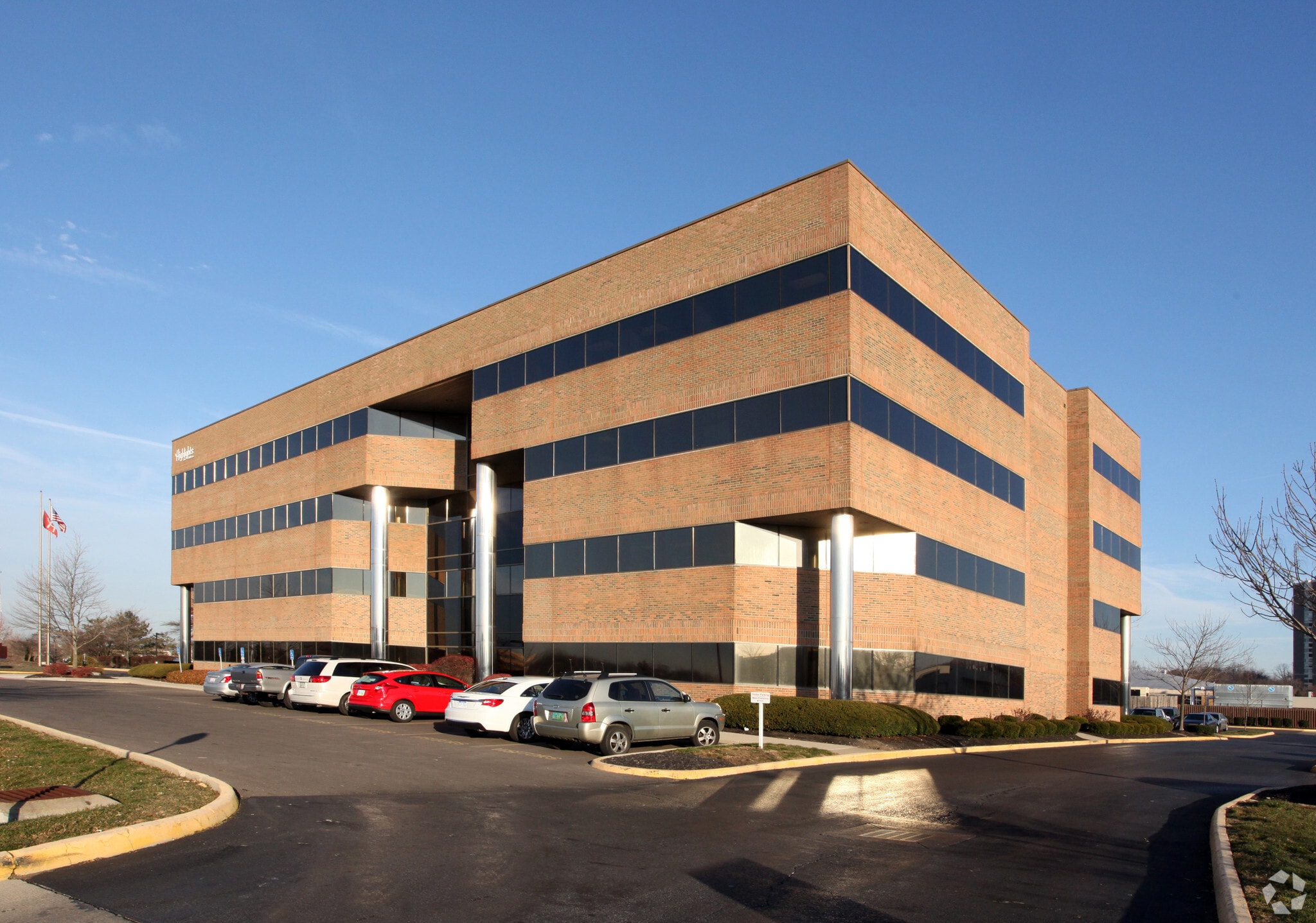 1800 Watermark Dr, Columbus, OH for lease Primary Photo- Image 1 of 15