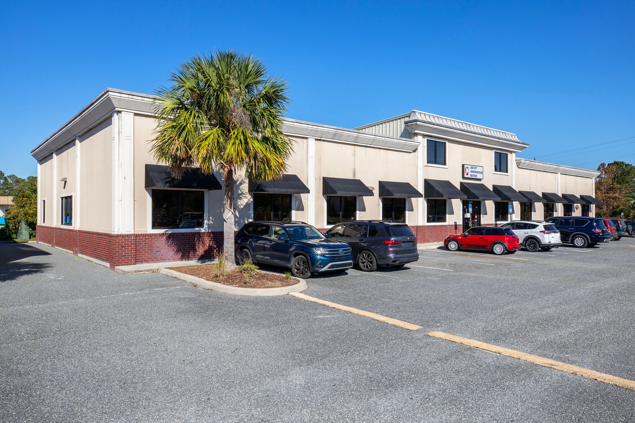 1211 SW Bascom Norris Dr, Lake City, FL à vendre Photo principale- Image 1 de 6