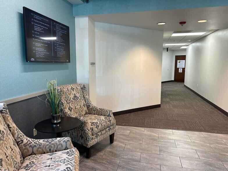 1301 S Coulter St, Amarillo, TX à louer - Photo intérieure - Image 3 de 14