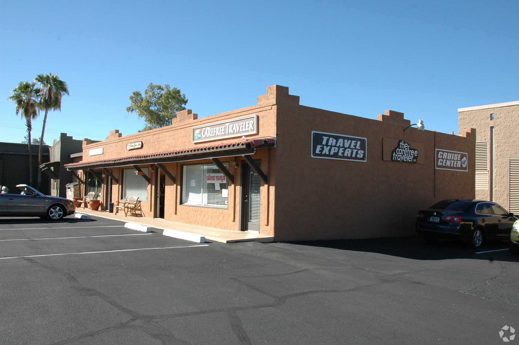 7171 E Cave Creek Rd, Carefree, AZ à louer Photo du b timent- Image 1 de 6