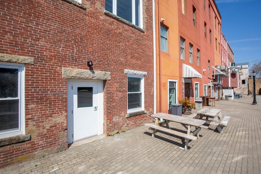 429 Main St, Rockland, ME for sale - Building Photo - Image 3 of 15