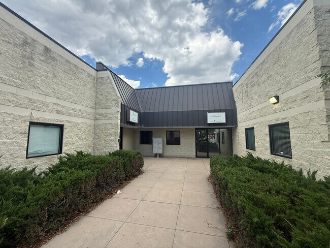 Plus de détails pour 4301 S Federal Blvd, Englewood, CO - Local d'activités à louer