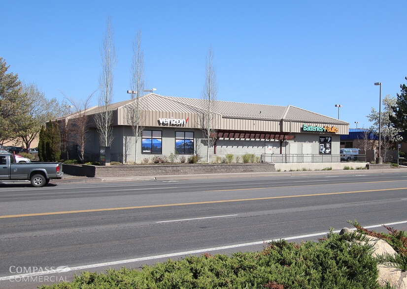 3044-3188 N Highway 97, Bend, OR for lease - Building Photo - Image 3 of 19