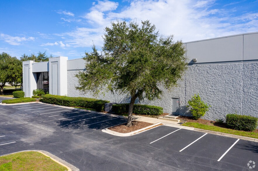 1500 Tradeport Dr, Orlando, FL à louer - Photo du bâtiment - Image 3 de 8
