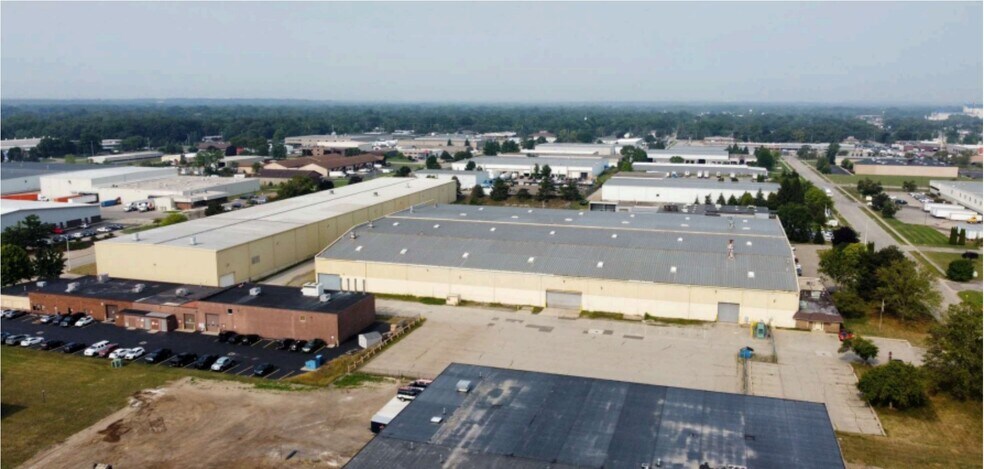 2768 Dormax St SW, Wyoming, MI for sale - Building Photo - Image 3 of 10