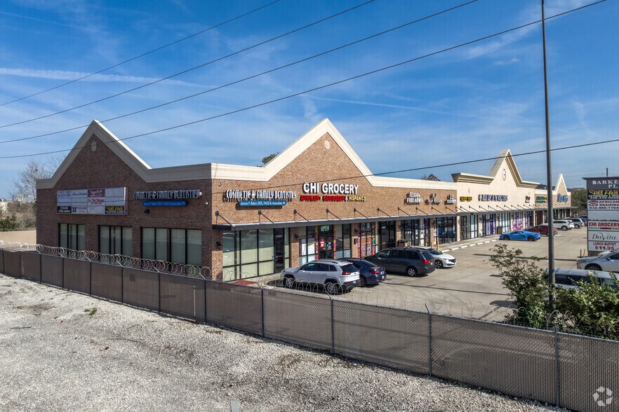 14800 Westheimer Rd, Houston, TX à louer - Photo du bâtiment - Image 3 de 5