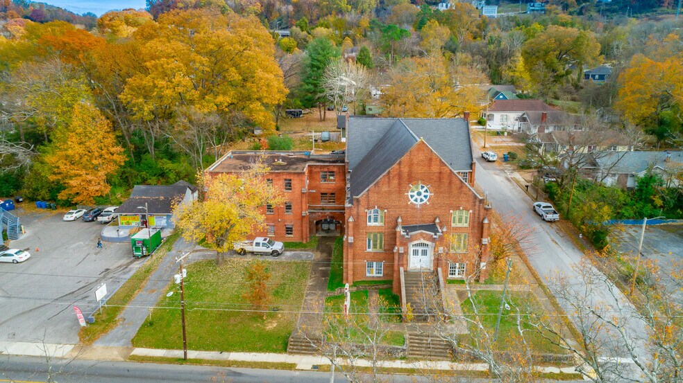 1542 Dodds Ave, Chattanooga, TN à vendre - Photo du bâtiment - Image 1 de 12