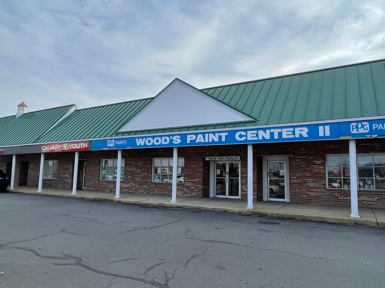 29946-30030 Three Notch Rd, Charlotte Hall, MD for lease - Building Photo - Image 3 of 6
